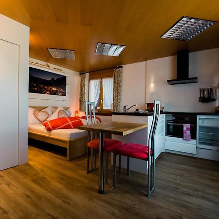 Ruhige Zimmer Im Gruenen Und Studio Im Naherholungsgebiet Sigigen Esterno foto
