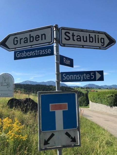 Ruhige Zimmer Im Gruenen Und Studio Im Naherholungsgebiet Sigigen Esterno foto