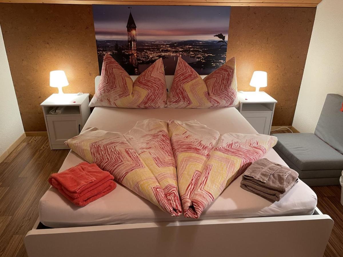 Ruhige Zimmer Im Gruenen Und Studio Im Naherholungsgebiet Sigigen Esterno foto