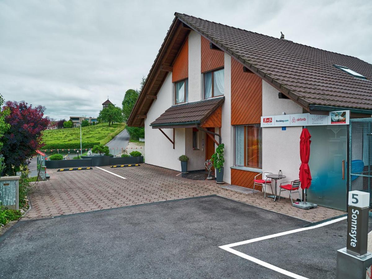 Ruhige Zimmer Im Gruenen Und Studio Im Naherholungsgebiet Sigigen Esterno foto